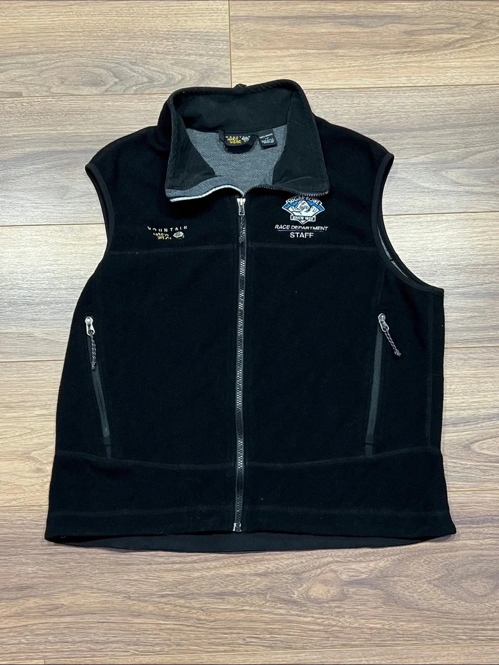 Mountain Hardwear Wool Blend Vest with Sugarbowl Logo in Black Size Large